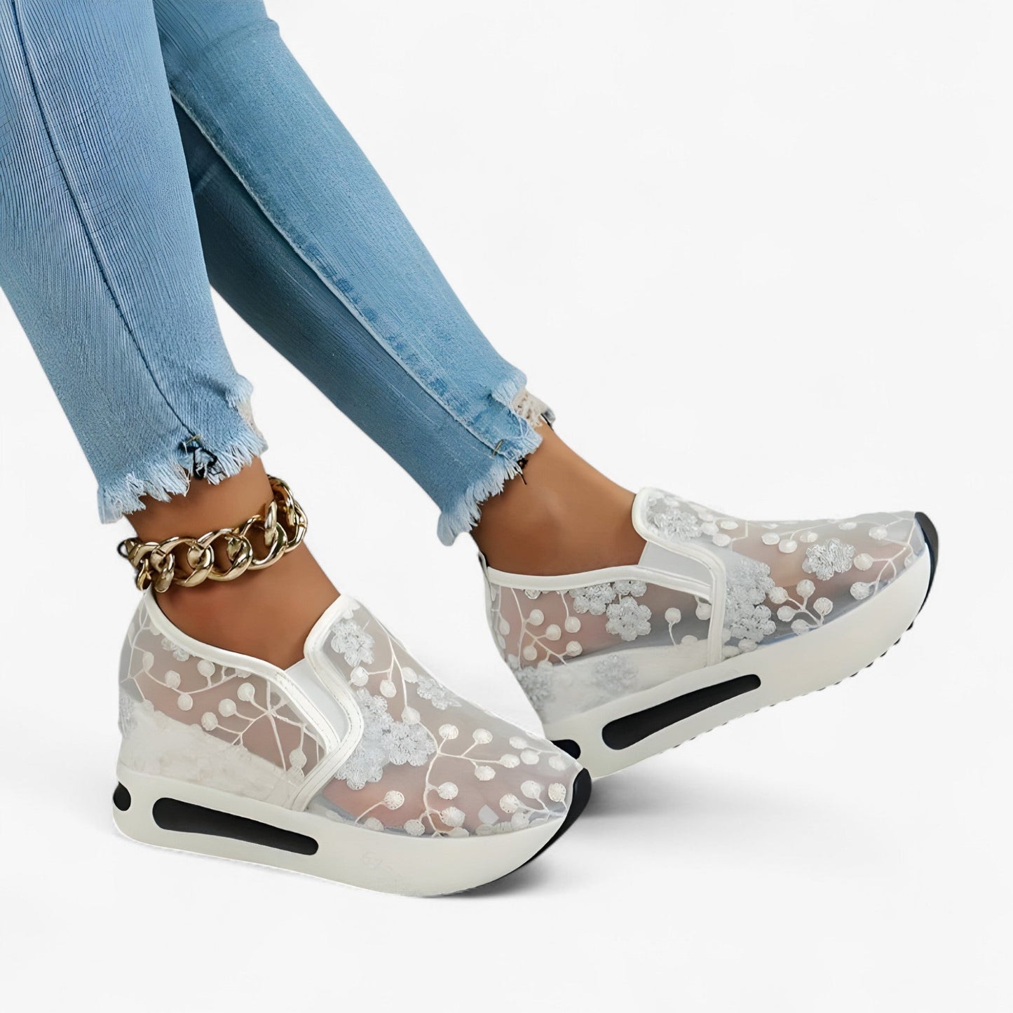 Ilona | Kirjotut kengät – elegantit ja mukavat