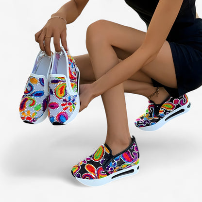 Ilona | Kirjotut kengät – elegantit ja mukavat